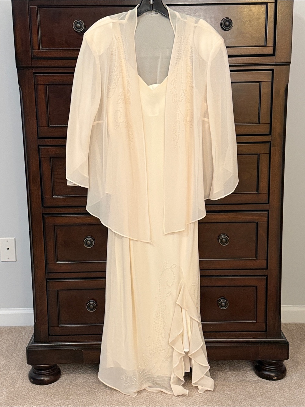 Elegant Cream Beaded Evening Dress with Chiffon Jacket